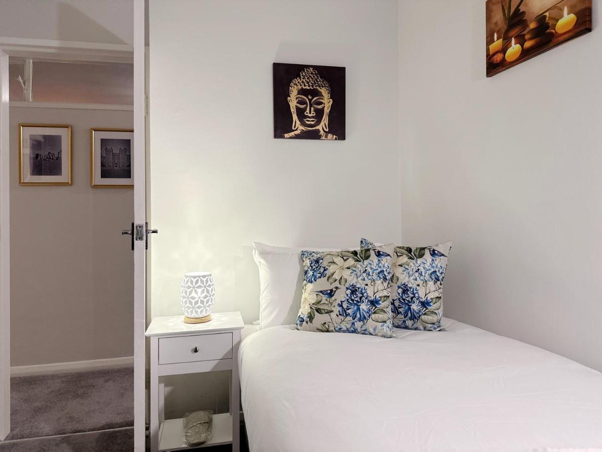 Zoey Place Near Thames River - 2 Double Beds, 1 Single Bed, Spacious, Ideal For Families London Exteriör bild